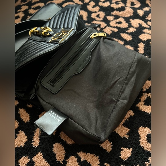 Badgley Mischka - Quilted vegan leather bag - Picture 5 of 6